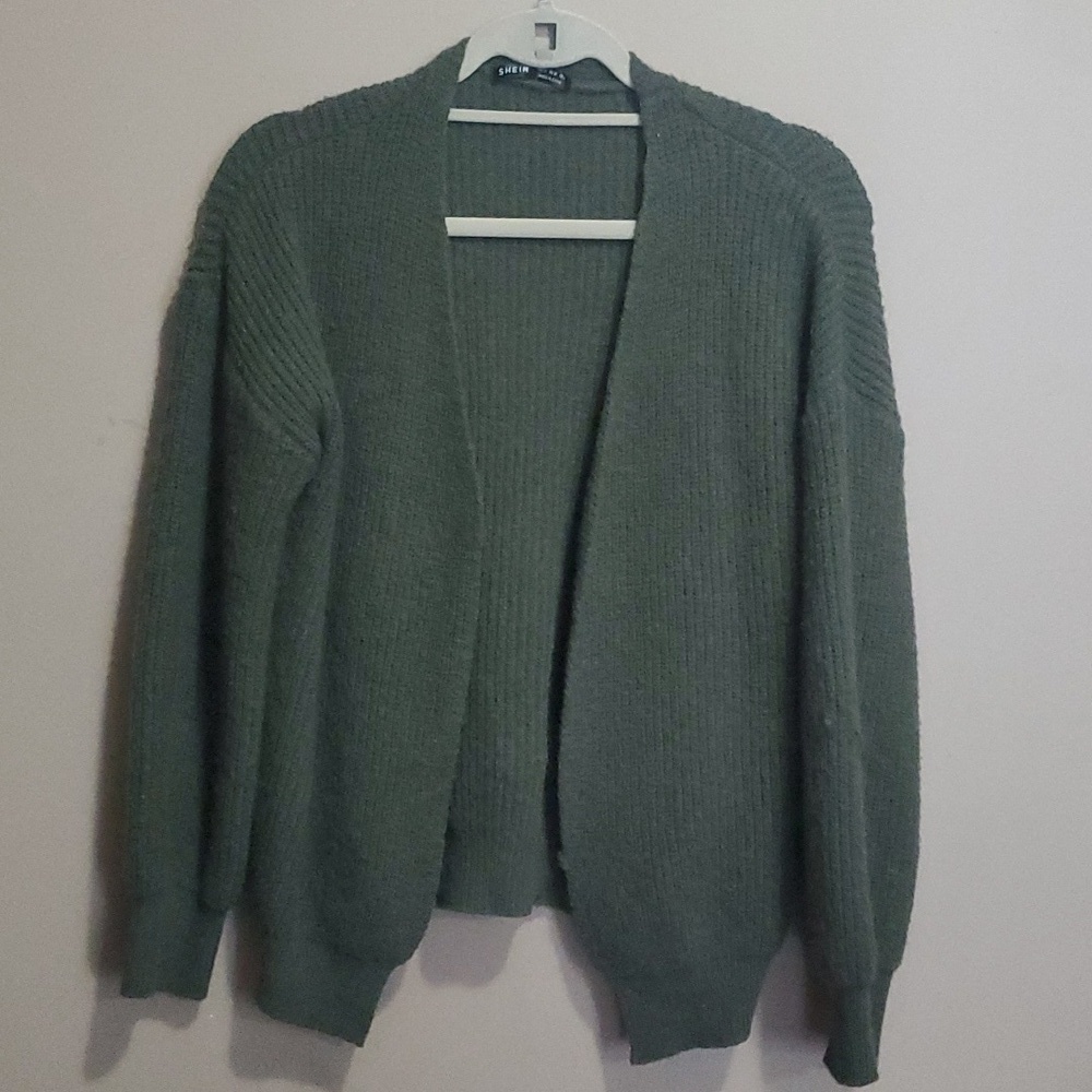 Shein shrug size medium